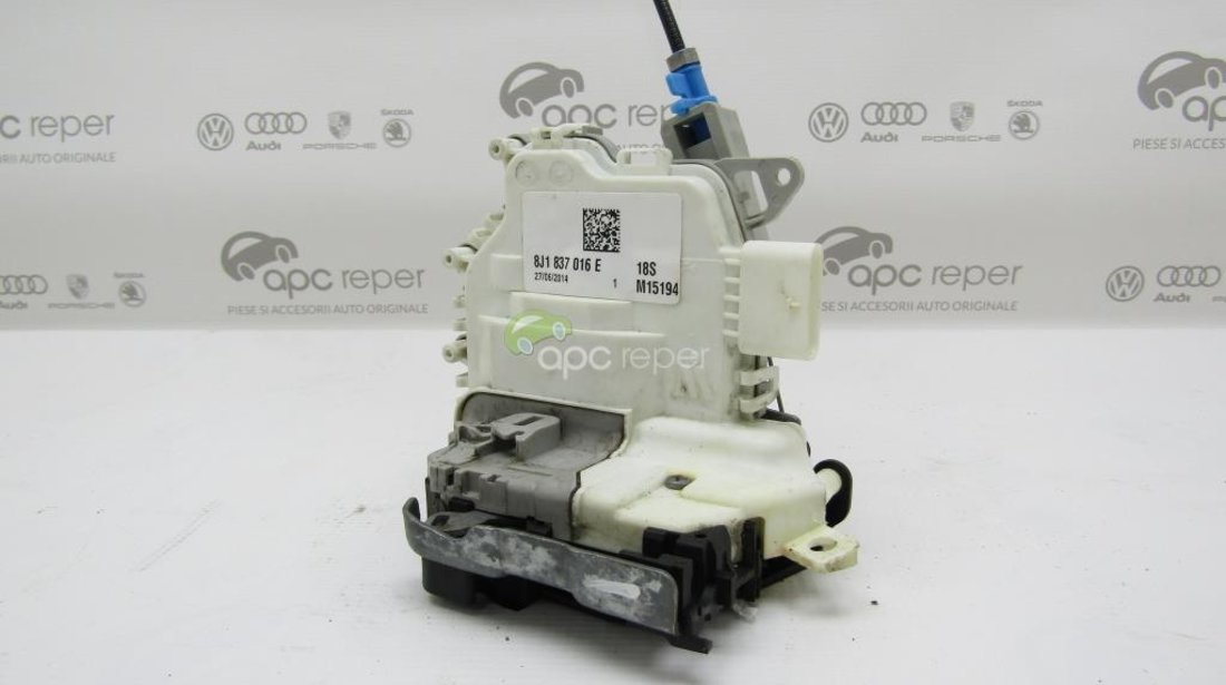 Broasca usa dreapta fata Audi Q3, A3 8V, A4, A8 - Cod: 8J1837016E