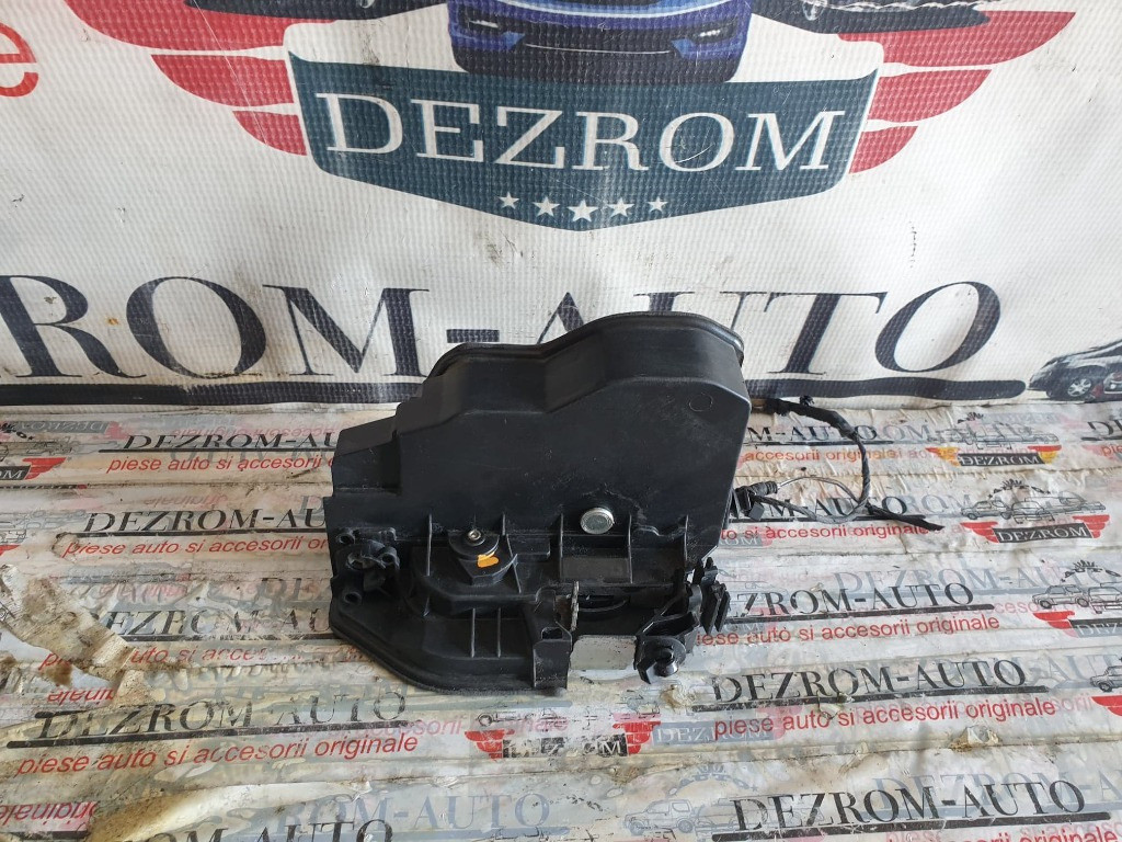 Broasca usa dreapta fata BMW Seria 5 GT F07 cod piesa : 7202144