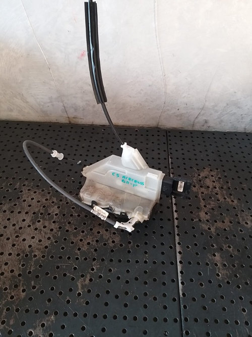 Broasca usa dreapta fata citroen c5 aircross psa279624 16944046
