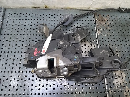 Broasca usa dreapta fata ford fiesta 6 cb1 ccn 8a61a21978ac 8a6aa21812ba