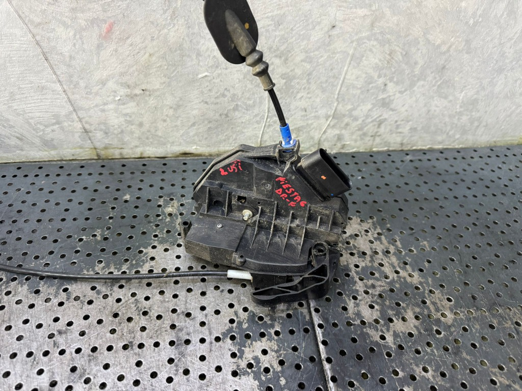 Broasca usa dreapta fata ford fiesta 6 cb1 ccn 8a6aa21812bj