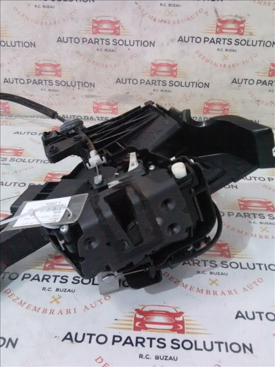 Broasca usa dreapta fata FORD FOCUS 2 an fabr. 2006