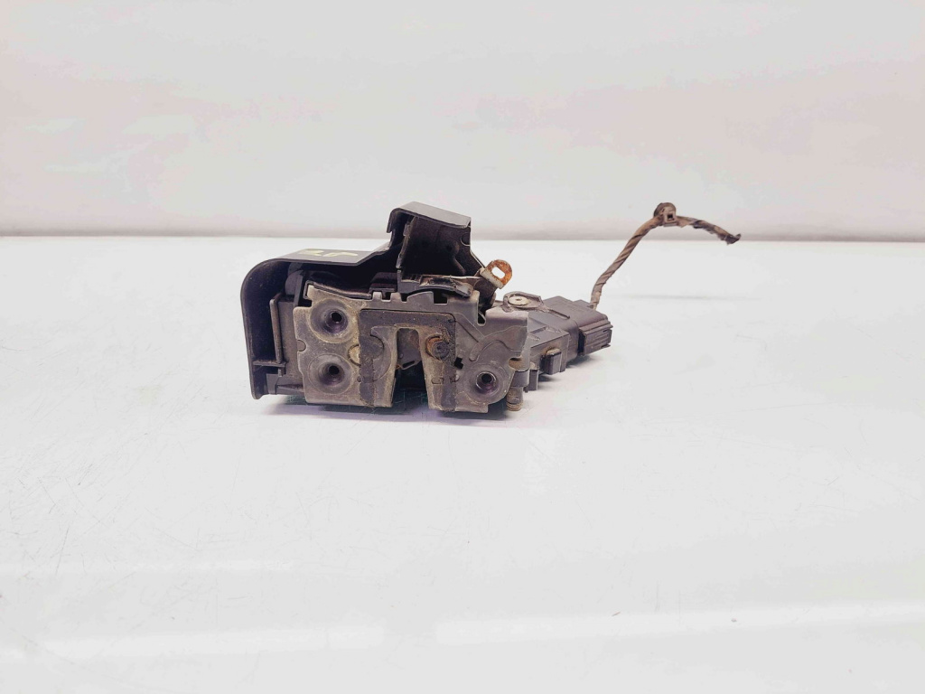 Broasca usa dreapta fata Ford Focus 2 (DA) [Fabr 2004-2012] 3M5AR21812AK
