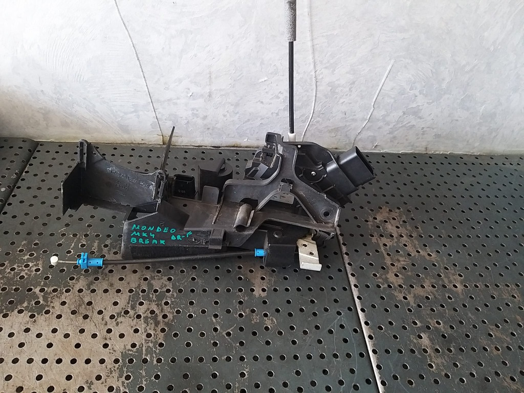 Broasca usa dreapta fata ford mondeo 4 ba7 8s7aa21812ca a048317