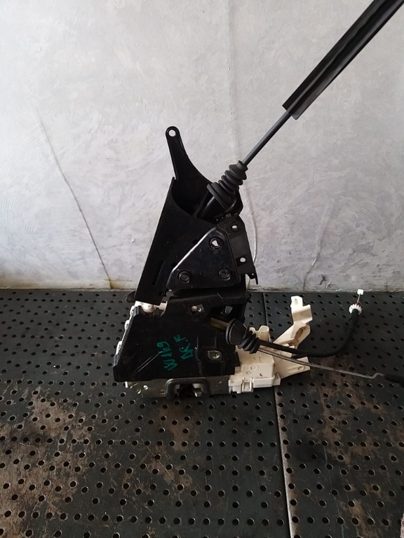 Broasca usa dreapta fata mercedes a class w169 1697202835q21