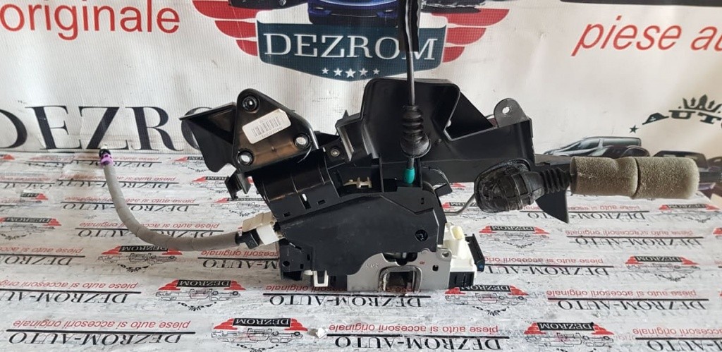 Broasca usa dreapta fata Mercedes-Benz CLS C218 cod A0997200435