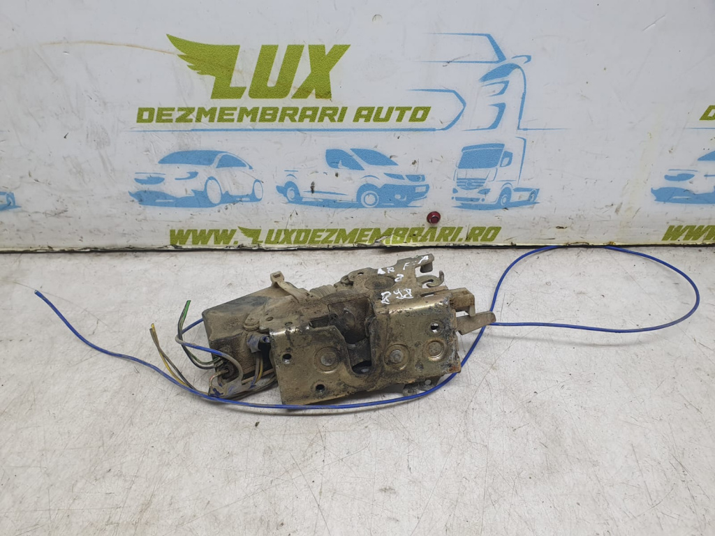 Broasca usa dreapta fata Mercedes-Benz Vito W638 [1996 - 2003] 2.2 cdi 611.980