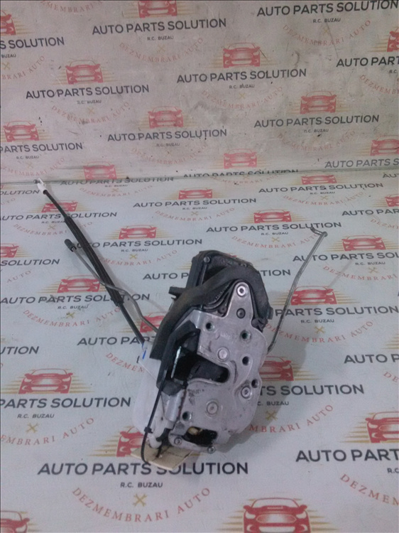 Broasca usa dreapta fata OPEL ASTRA J
