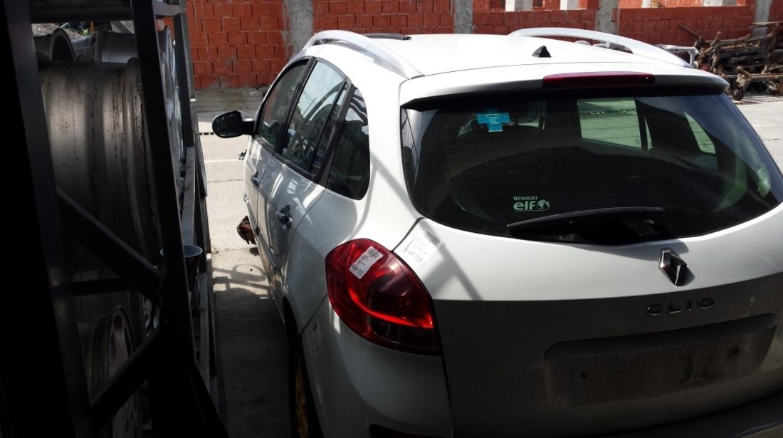 Broasca usa dreapta fata Renault Clio 2010 ESTATE 1.5 EURO4