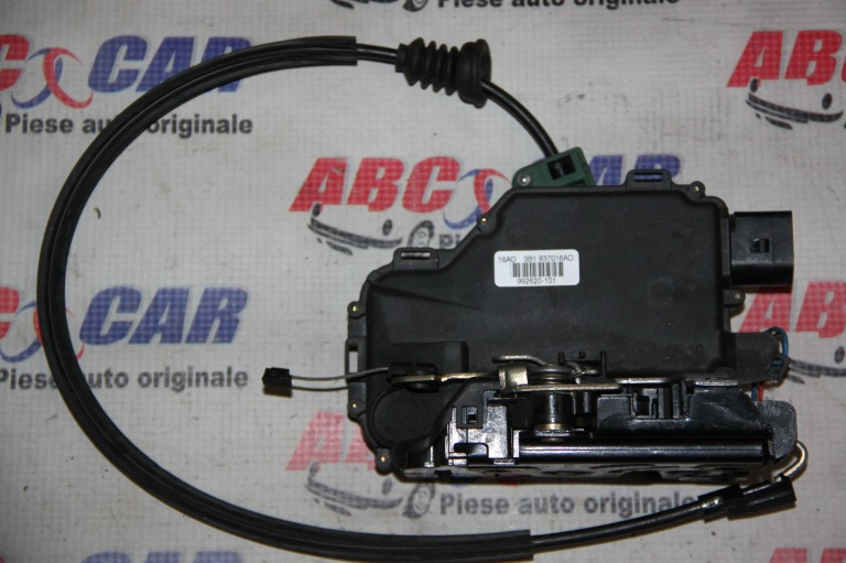 Broasca usa dreapta fata Skoda Octavia 1 (1U2) 1996-2010 cod: 3B1837016AD