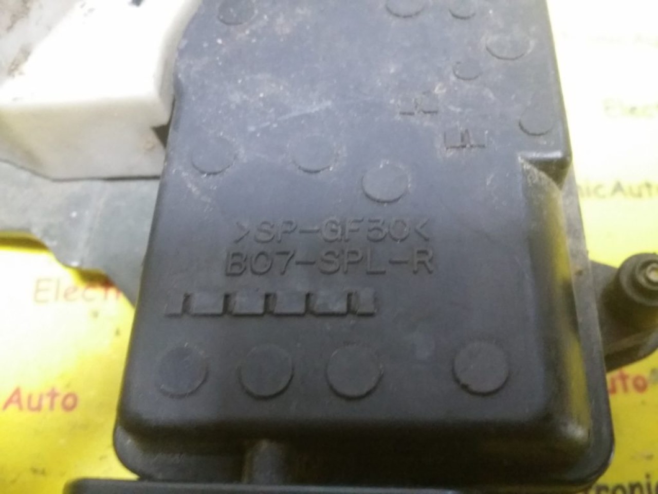 Broasca Usa Dreapta Fata Suzuki, B07SPLR