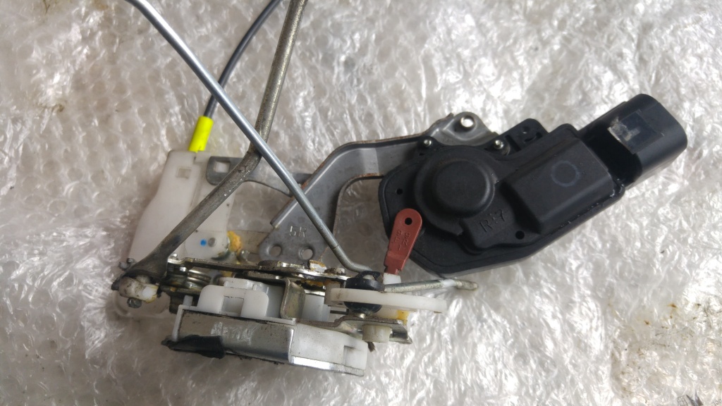 Broasca usa dreapta fata toyota aygo b1 2005-2010