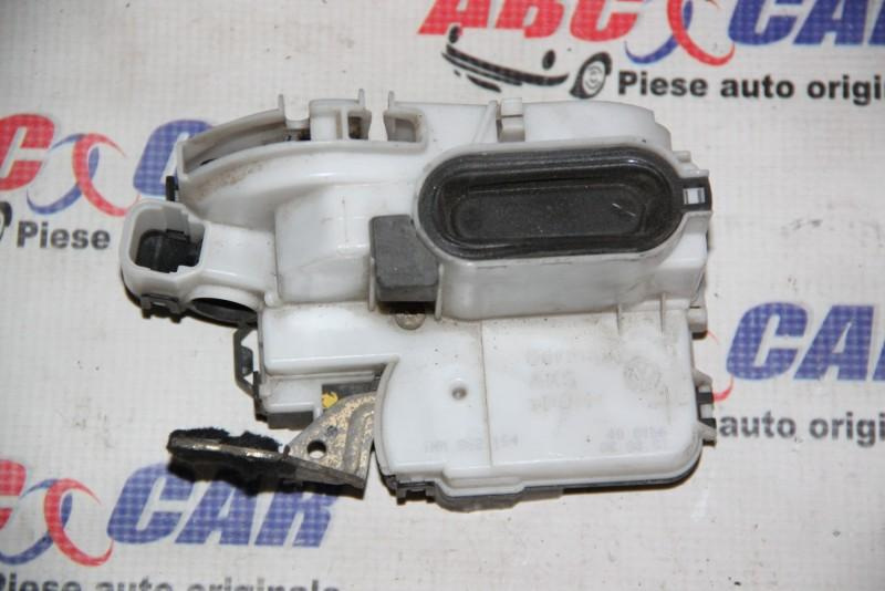 Broasca usa dreapta fata Volkswagen Polo 1999-2001 1HM862154