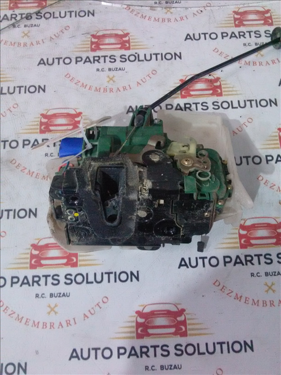 Broasca usa dreapta fata VOLKSWAGEN POLO an fabr 2007