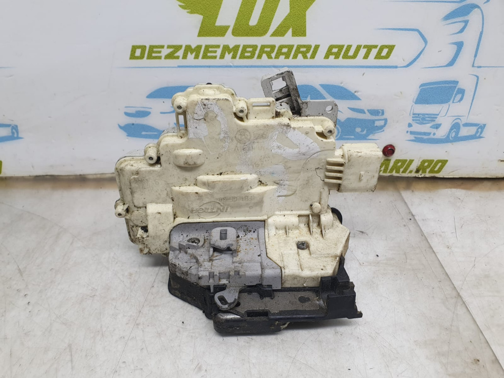 Broasca usa dreapta fata Volkswagen VW Tiguan 5N [2007 - 2011]