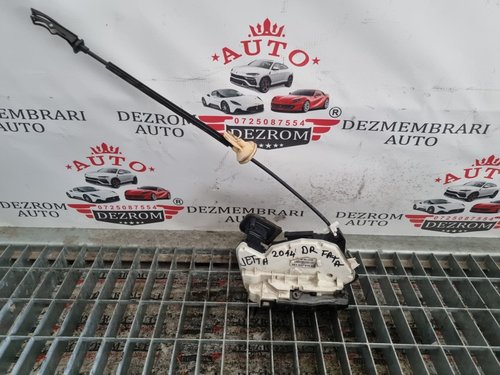 Broasca usa dreapta fata VW Caddy IV Break cod piesa : 5K1837016E