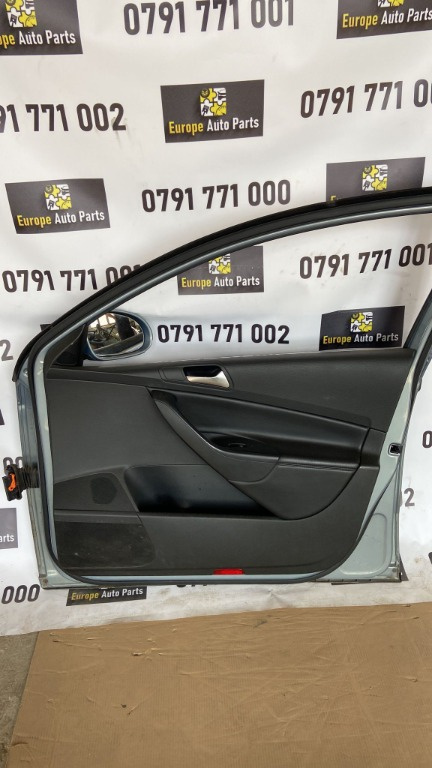 Broasca usa dreapta fata Vw Passat B6 1.6 TDI cod motor CAY combi an 2010