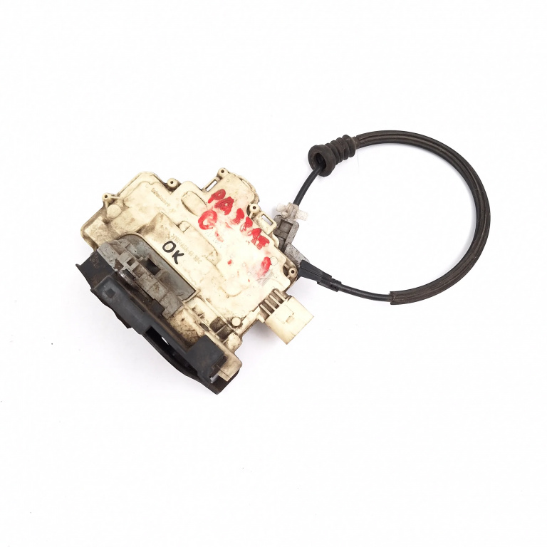 Broasca Usa Dreapta Fata Vw Passat B6 2005-2010 3C1837016A