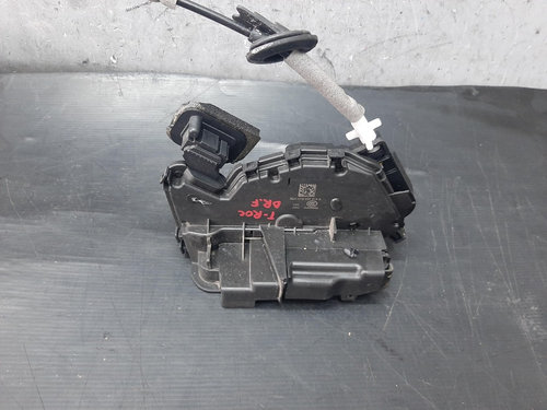 Broasca usa dreapta fata vw t roc a11 a046465 b6a5tb837016a