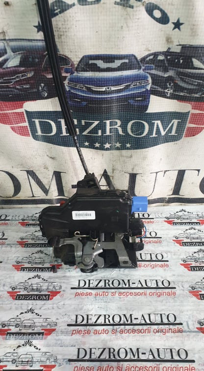 Broasca usa dreapta originala VW Transporter T5 cod piesa : 6Y0839016A