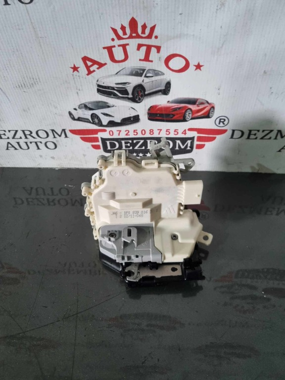 Broasca usa dreapta spate 1P0839016D Seat Leon II