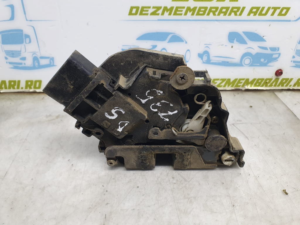 Broasca usa dreapta spate 4m5a-a26412-bc Ford Focus 2 [2004 - 2008] 1.8 KKDA