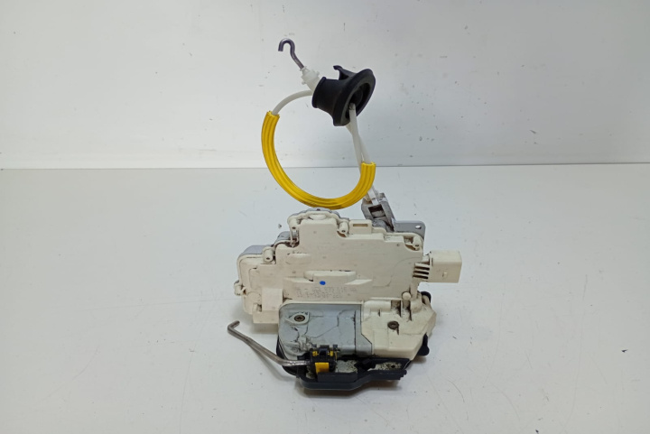 Broasca usa dreapta spate 8E0839016AA Audi A4 B7 [2004 - 2008]
