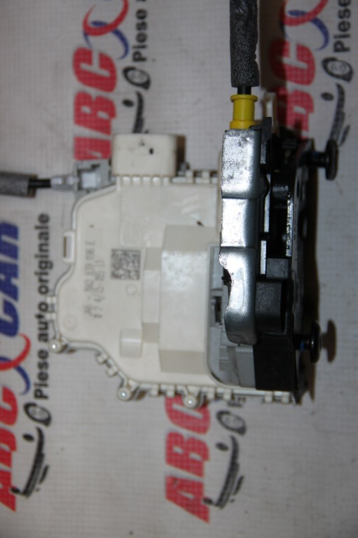 Broasca usa dreapta spate Audi A3 8V 2012-2020 8X0839016E