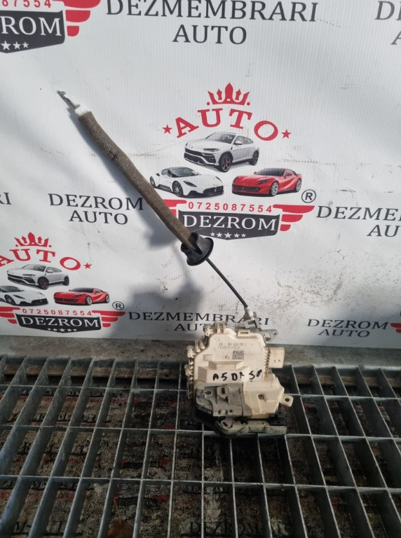 Broasca usa dreapta spate Audi A3 8V Sedan cod piesa : 8K0839016E