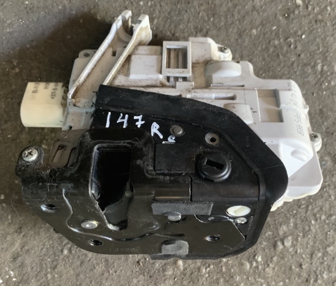 Broasca usa dreapta spate Audi A4 B7 [2004 - 2008] Avant wagon 5-usi 2.0 multitronic (131 hp) 2.0 - ALT