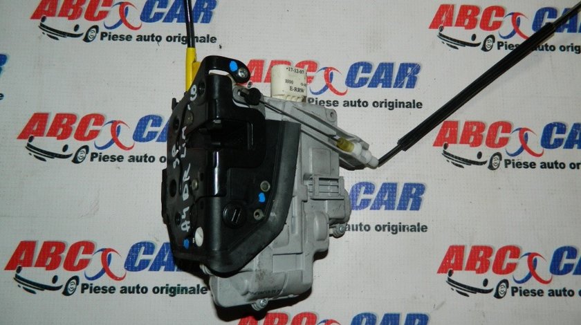 Broasca usa dreapta spate Audi A4 B8 8K Limuzina cod: 8K0839016