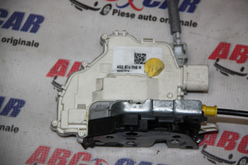 Broasca usa dreapta spate Audi A4 B9 8W 2015-prezent cod: 4G0839016H