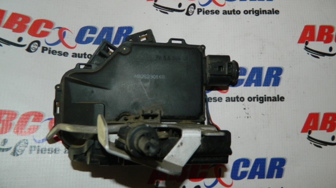 Broasca usa dreapta spate Audi A6 4B C5 cod: 4B0839016B