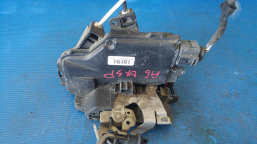 Broasca usa dreapta spate audi a6 c5 4b0839016g