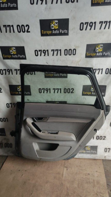 Broasca usa dreapta spate Audi A6 C6 2.0 TDI cod motor CAH combi an 2011