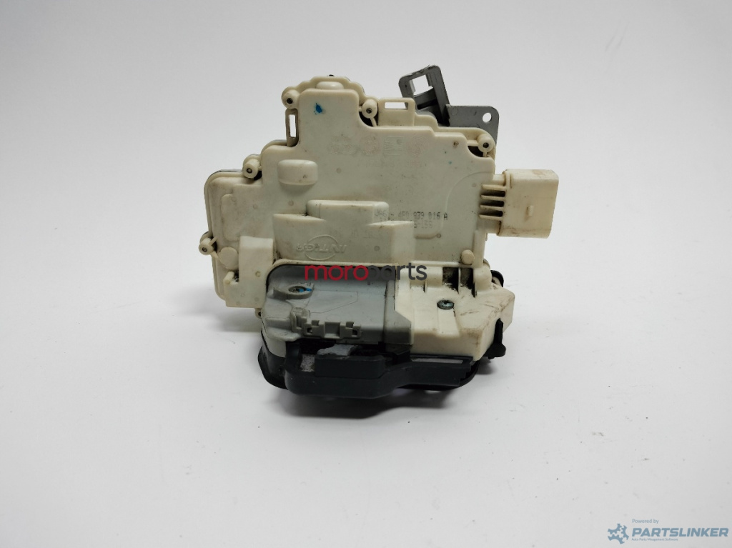 Broasca usa dreapta spate AUDI A6 III Avant (4F5, C6) [ 2005 - 2011 ] TDI quattro (BMK) 165KW|225HP VAG OEM 4F0839016A