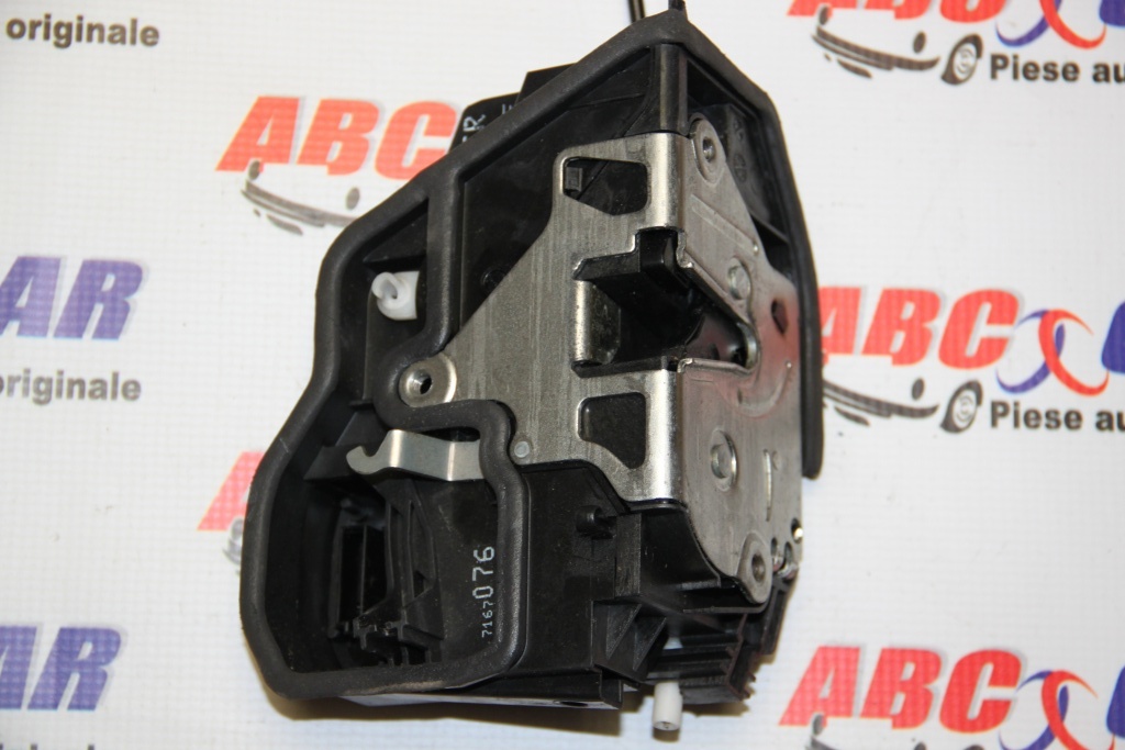 Broasca usa dreapta spate BMW X3 E83 model 2007