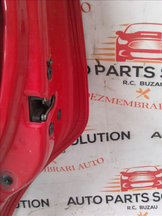 Broasca usa dreapta spate DACIA LOGAN 1.5 DCI an fabr. 2009