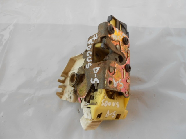 BROASCA USA DREAPTA SPATE FORD FOCUS 1 FAB. 1998 - 2005 ⭐⭐⭐⭐⭐