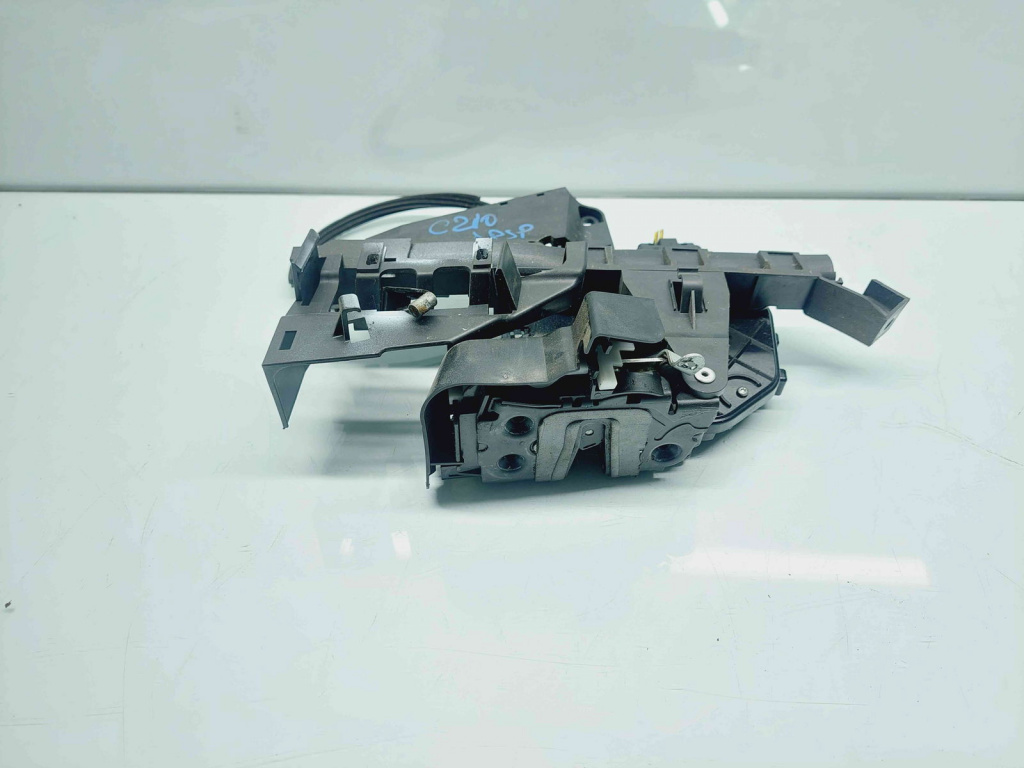 Broasca usa dreapta spate Ford Kuga I [Fabr 2008-2012] 8V4A-S26412-EA