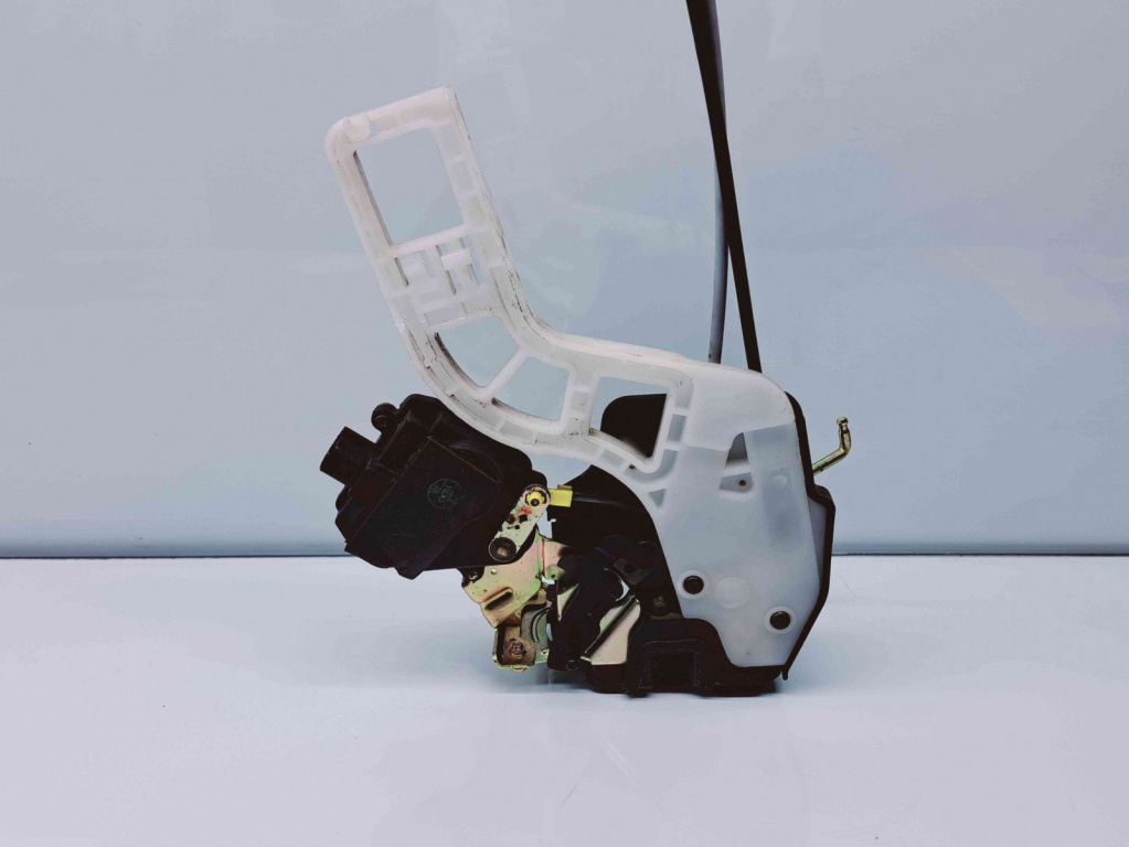 Broasca usa dreapta spate Kia Sportage II [Fabr 2004-2010] 81420-1F010