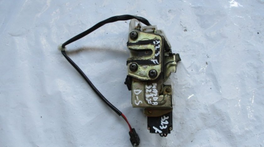 BROASCA USA DREAPTA SPATE MAZDA 323 F FAB. 1996