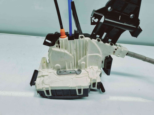 Broasca usa dreapta spate Mercedes Clasa GLK (X204) [Fabr 2008-prezent] A2047301435