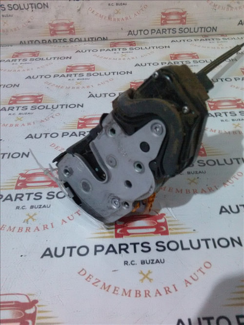 Broasca usa dreapta spate OPEL ASTRA J an fabr. 2015