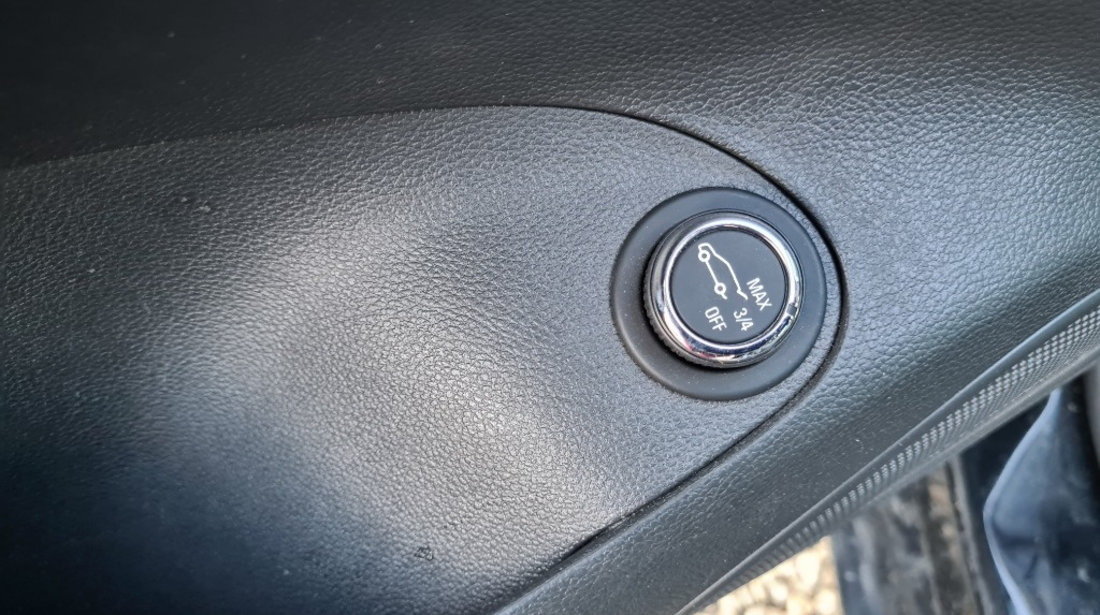 Broasca usa dreapta spate Opel Astra K 2016 keyless Sport tourer 1.6 cdti