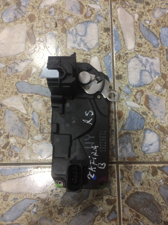 Broasca usa dreapta spate Opel Zafira B [2005 - 2010] Minivan 5-usi 1.9 CDTI MT (120 hp) (A05) ENERGY