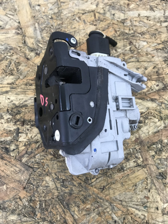 Broasca usa dreapta spate Passat B6 4Motion sedan 2010 (3C4839016A)