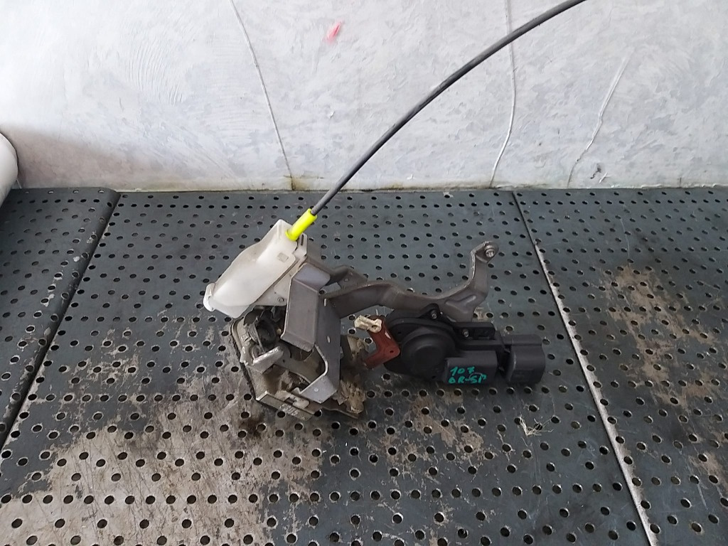 Broasca usa dreapta spate peugeot 107