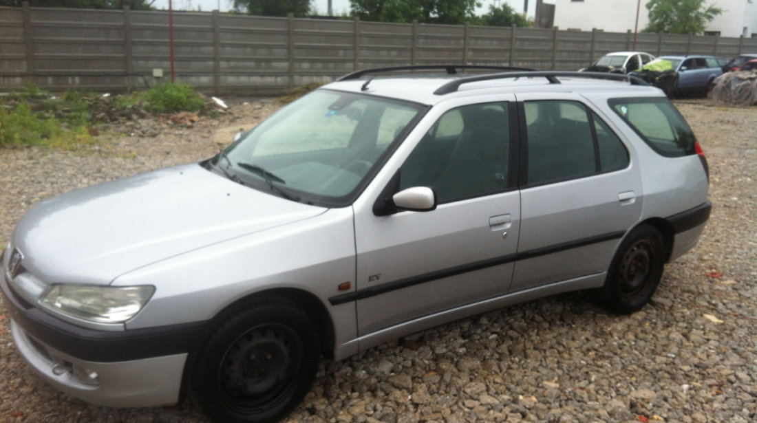 Broasca usa dreapta spate Peugeot 306 [facelift] [1997 - 2002] wagon 2.0 AT (136 hp) (7E N3 N5)