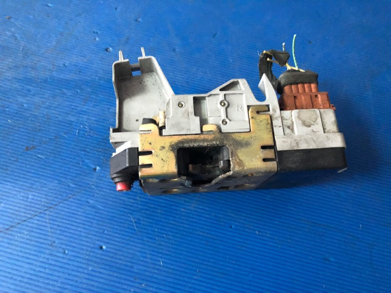 Broasca usa dreapta spate peugeot 307
